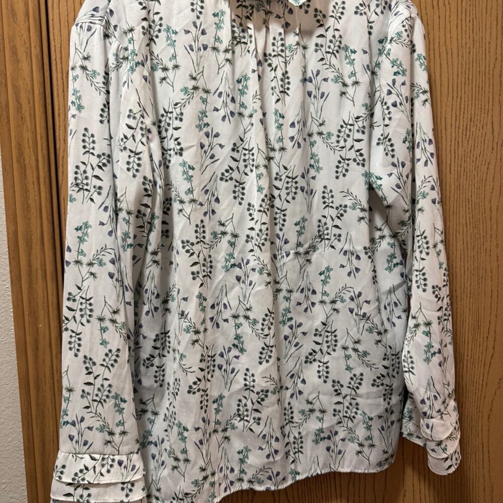 The Loft blouse size M